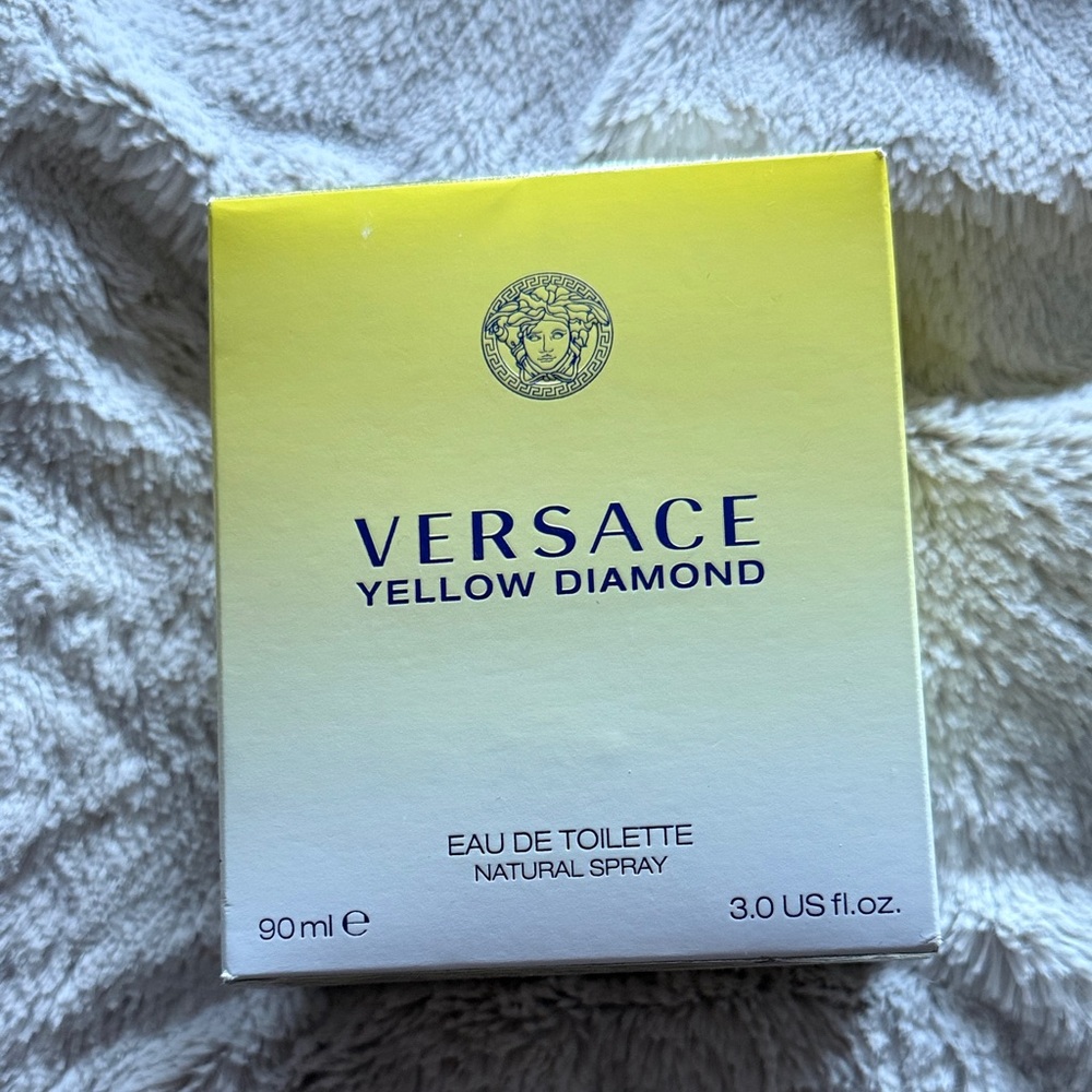Versace Yellow Diamond, Box, Note this is for box and empty perfume bottle
.